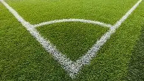 枪手传奇时刻！76分钟惊现帽子戏法，埃泽闪耀全场，阿森纳4-1大胜热刺，荣耀加冕！